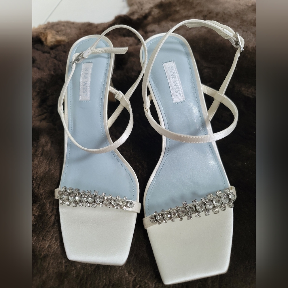 Nine West embellished heels size 7
